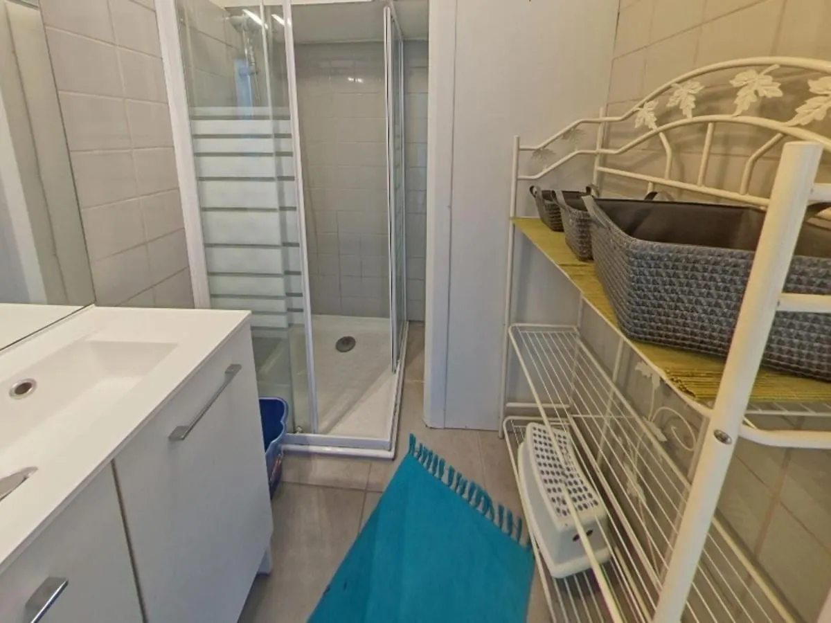 Apartment Appartement Ploemeur, 3 Pieces, 5 Personnes - Fr-1-349-72